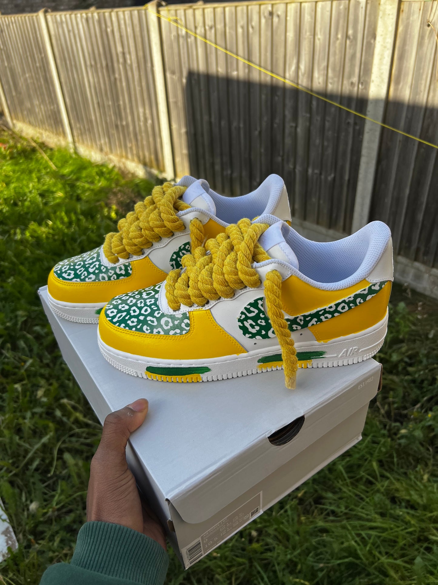 CUSTOM MIXED COLOURS