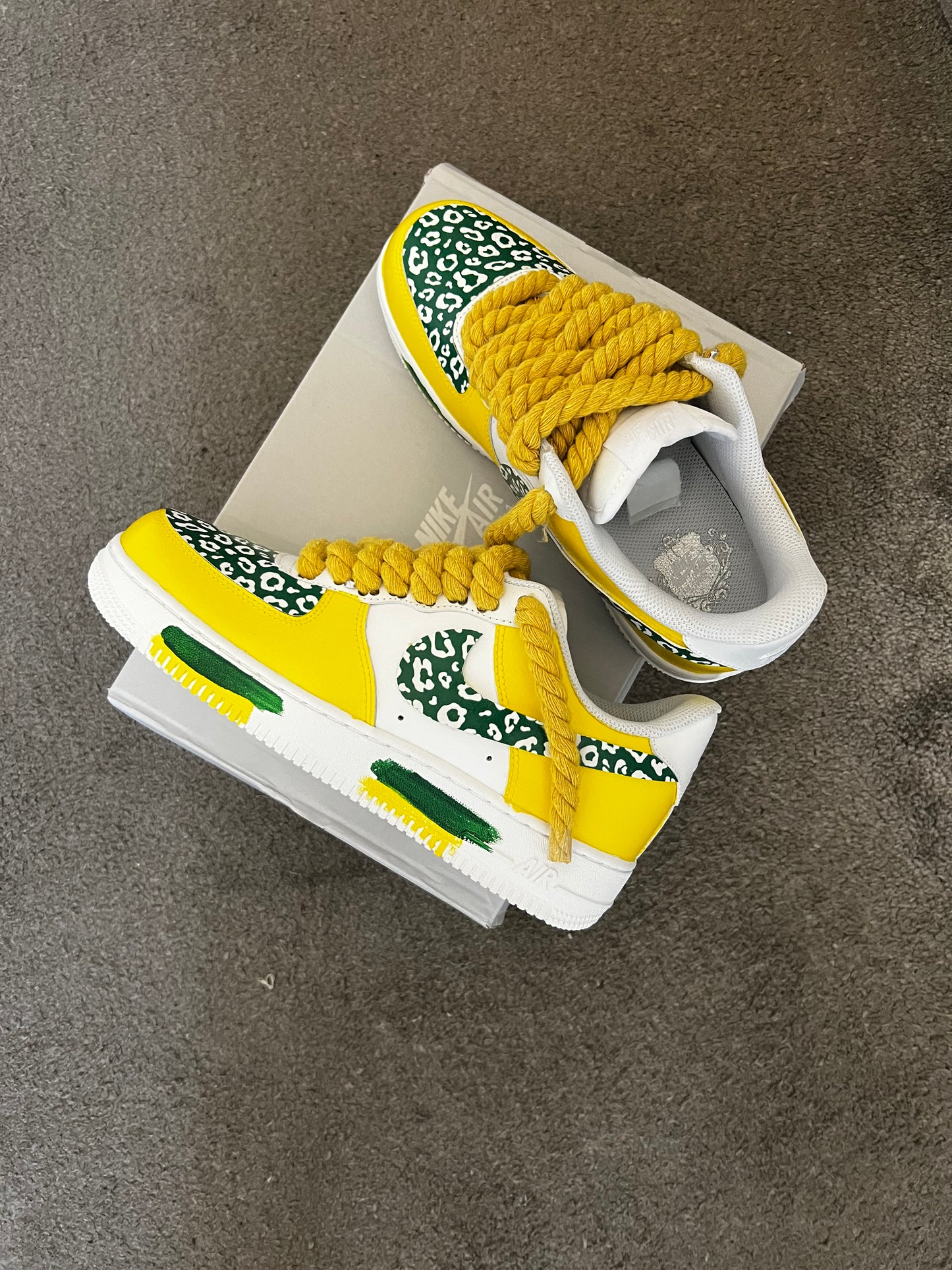 CUSTOM MIXED COLOURS