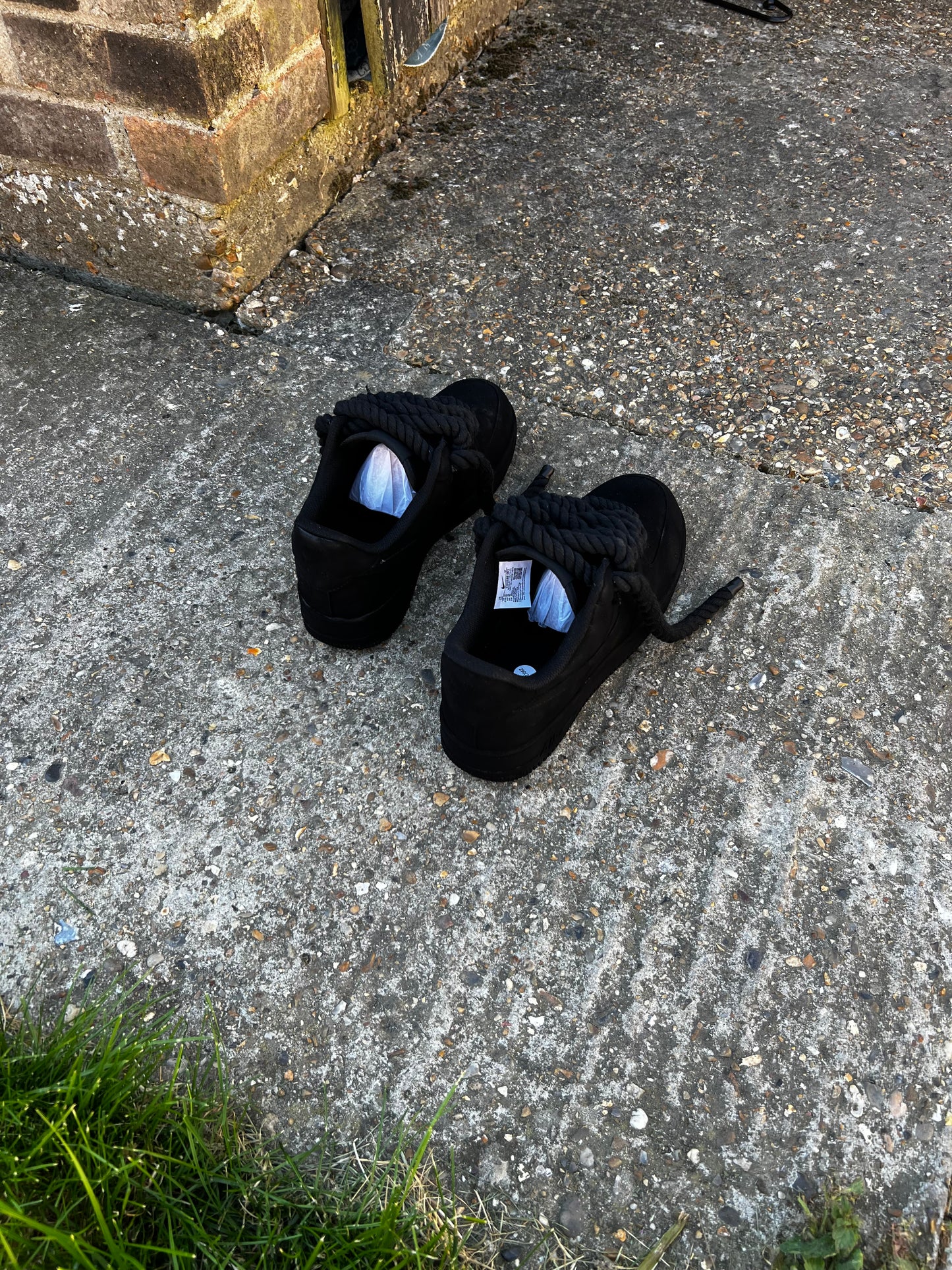 TRIPLE DEEP BLACK CUSTOM FORCE 1