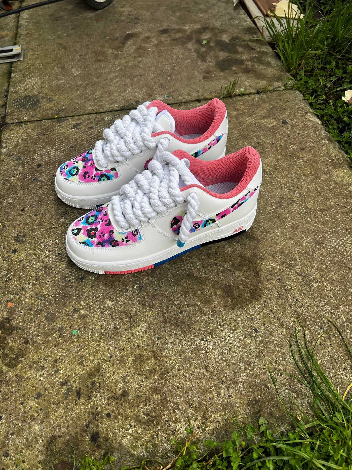 THE PINKIE CUSTOM AIR FORCE 1
