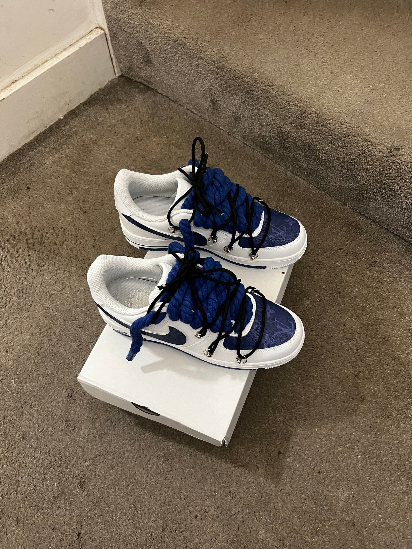 CUSTOM FORCE 1 LV  BADGE IV