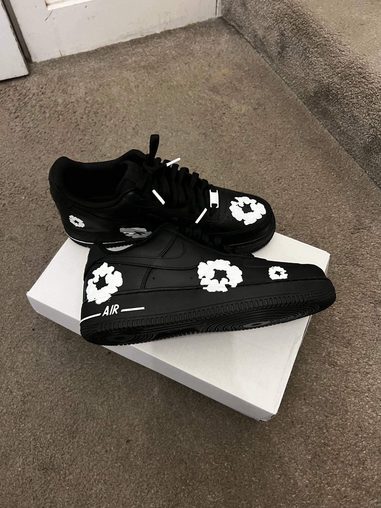 DENIM  TEARS CUSTOMS