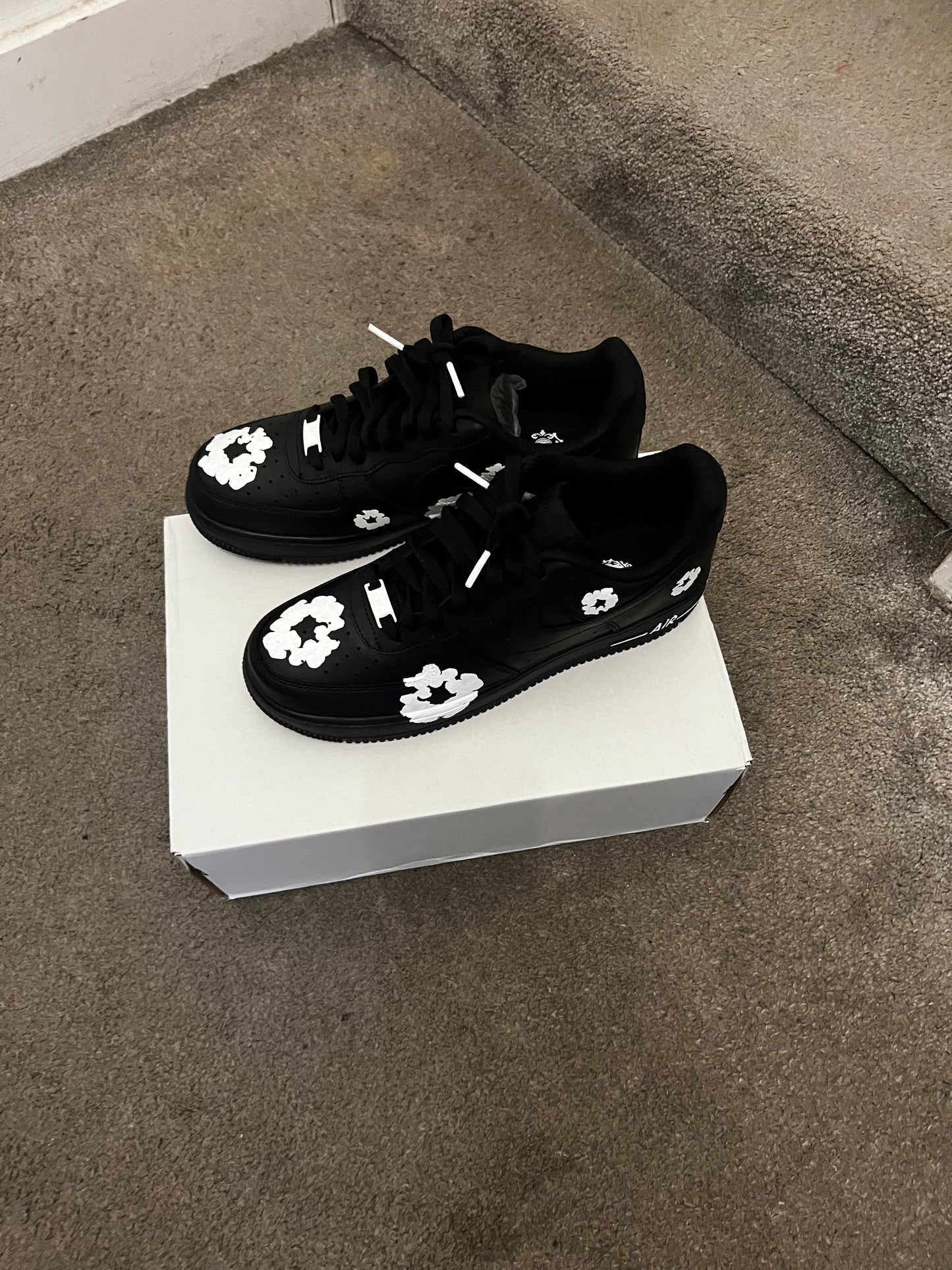 DENIM  TEARS CUSTOMS