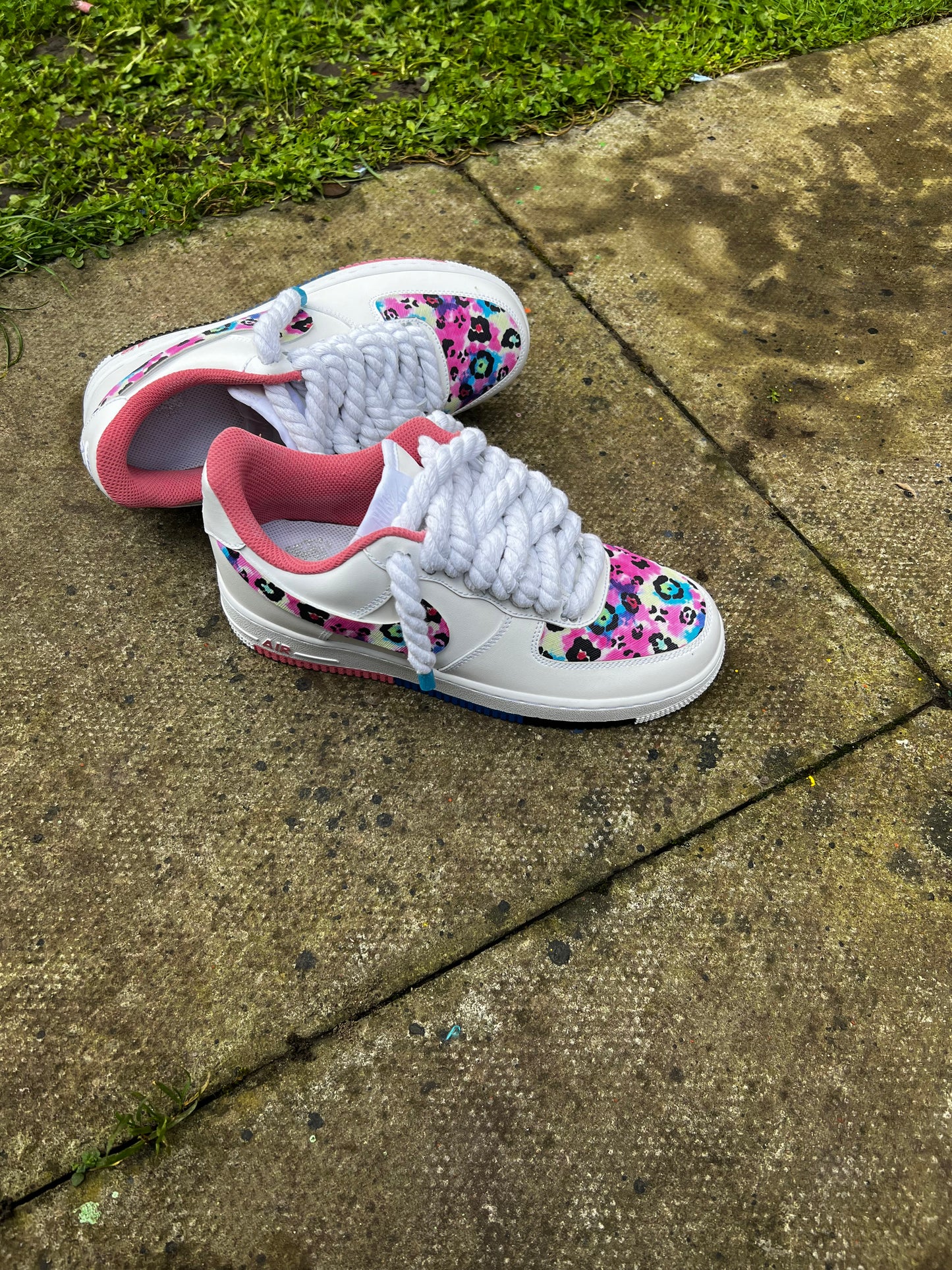 THE PINKIE CUSTOM AIR FORCE 1