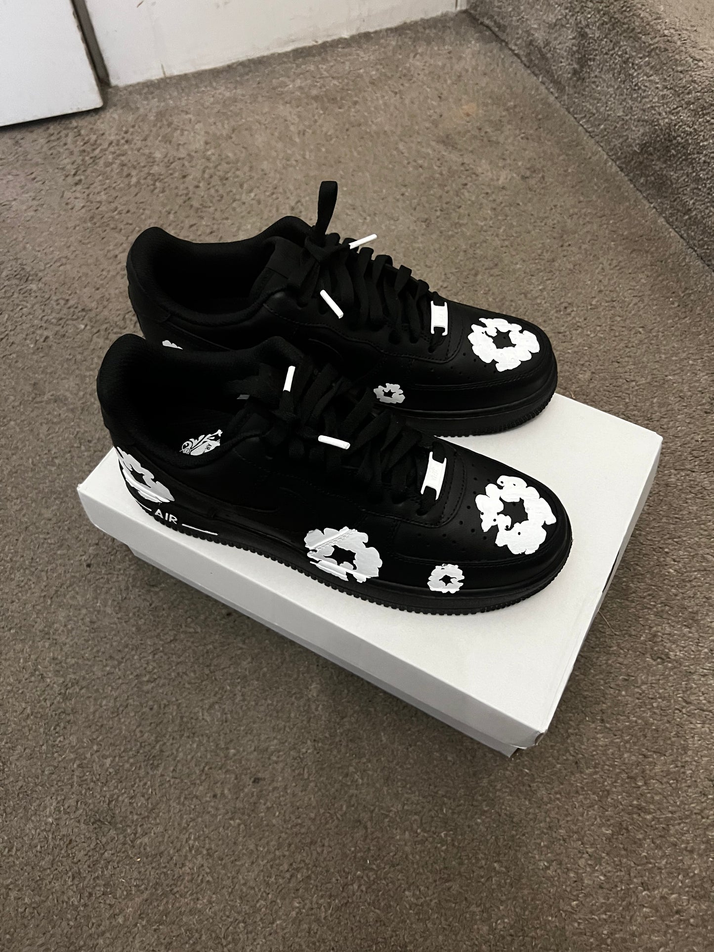 DENIM  TEARS CUSTOMS