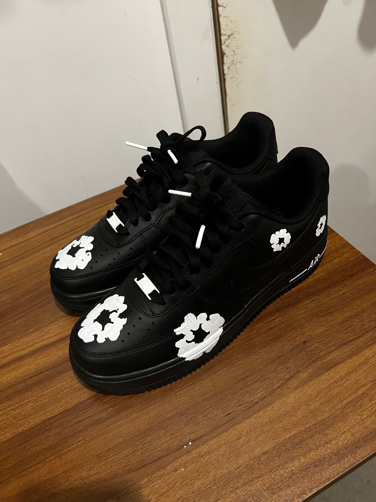 DENIM  TEARS CUSTOMS