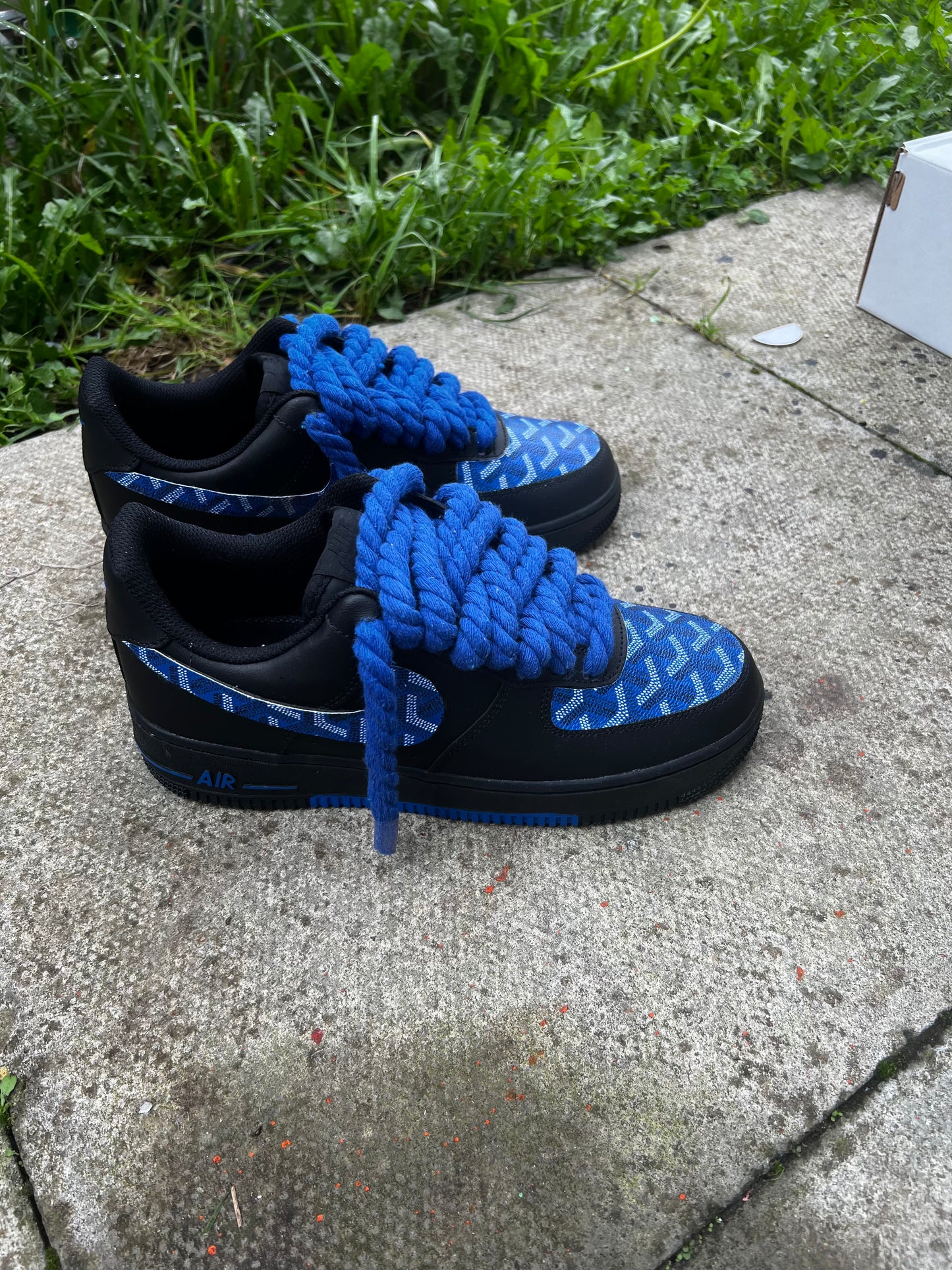 CUSTOM BLUE GOYARD PAIRS