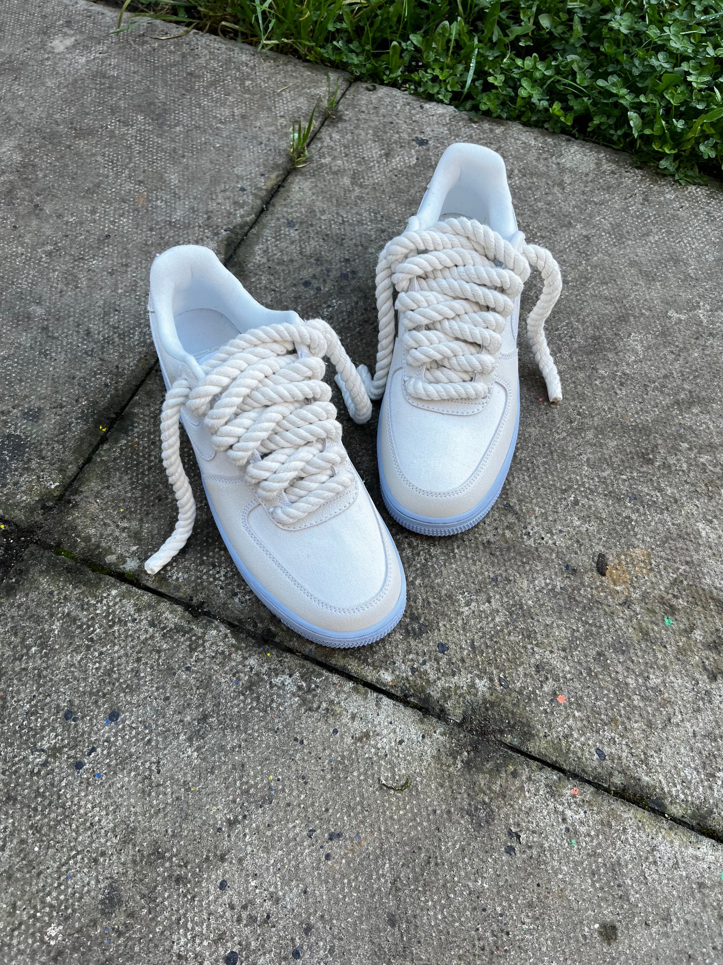 CUSTOM FORCE 1 ROPE LACE ATTENTION.