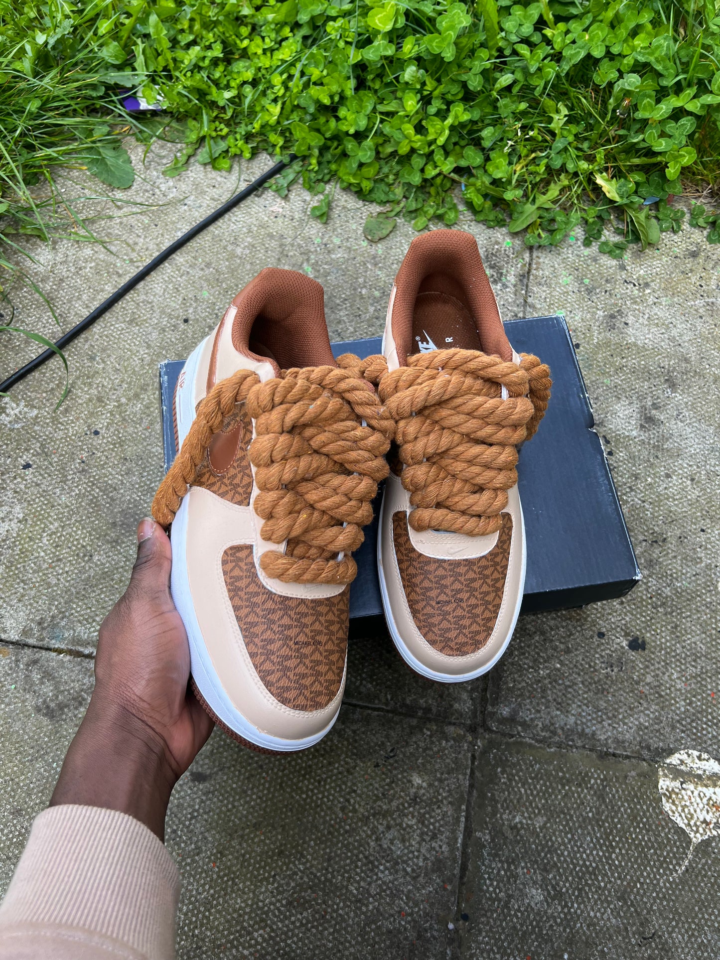 MICHEAL KORS IN BROW ROPE