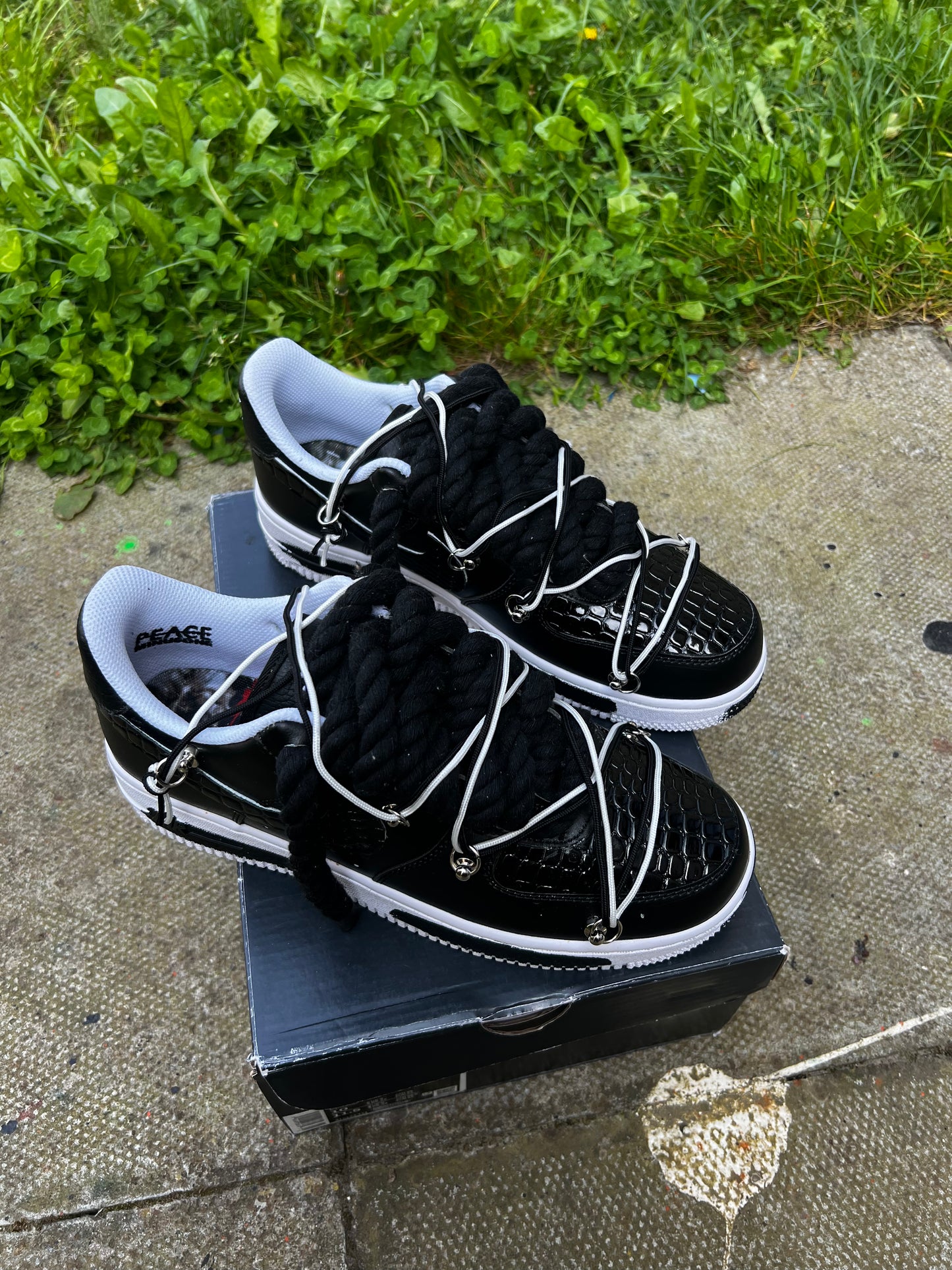 CUSTOM PAIRS FORCE 1 KRUGER