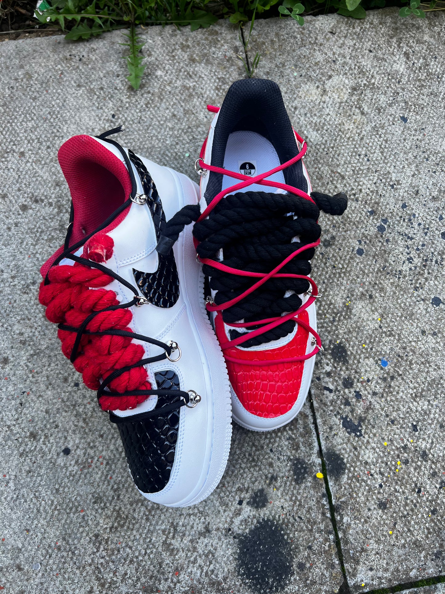 CUSTOM FORCE 1 RED AND BLACK
