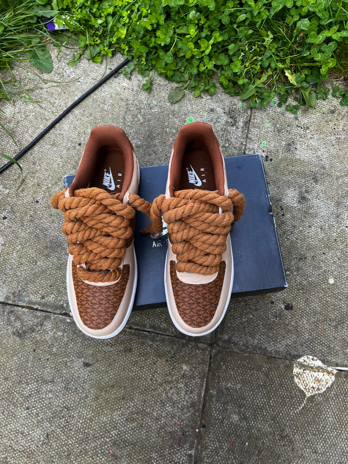 MICHEAL KORS IN BROW ROPE