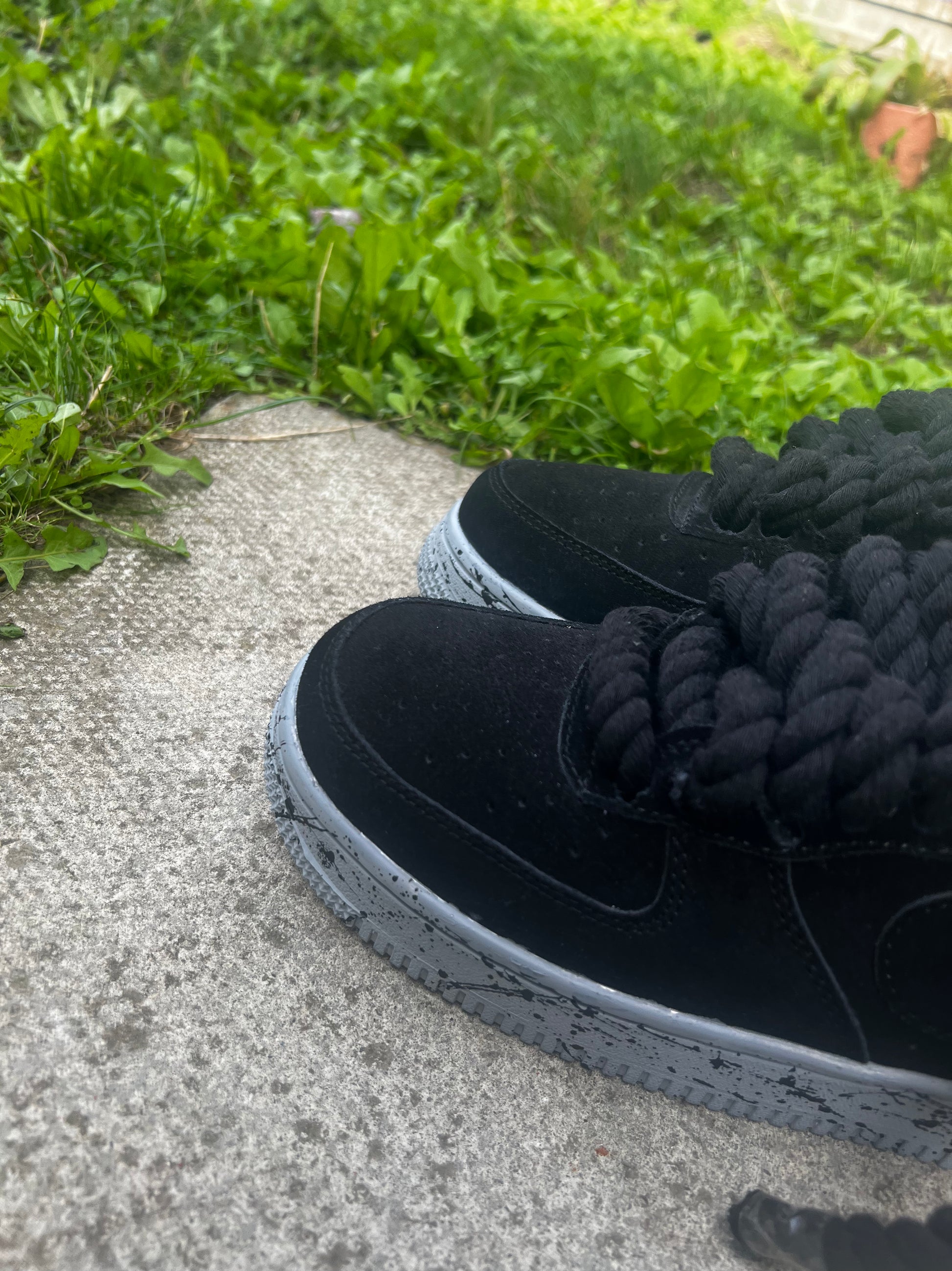 FORCE 1 BLACK SUEDE SPRAY - creps customs