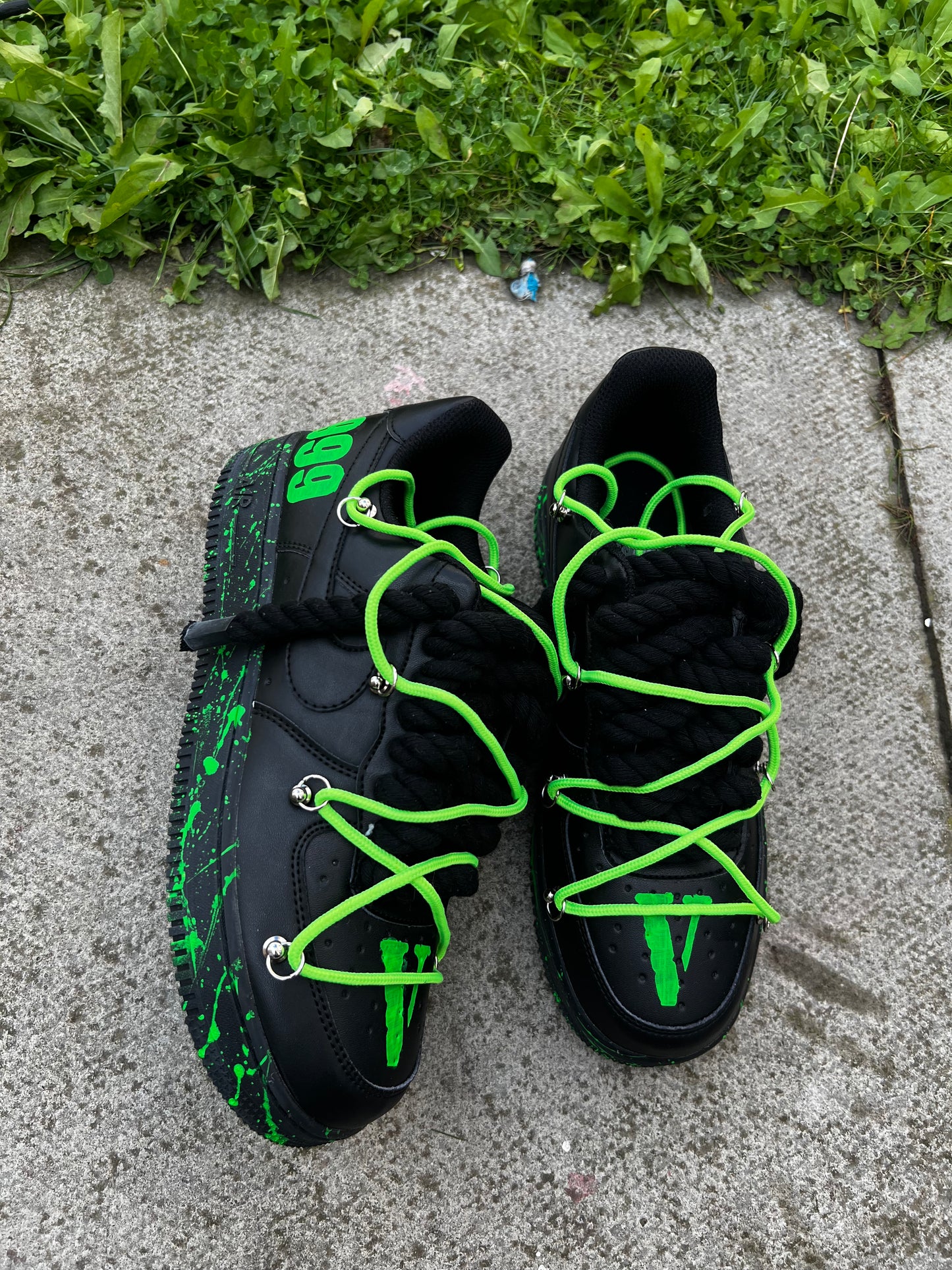 FORCE 1 VLONE SPRAY - creps customs