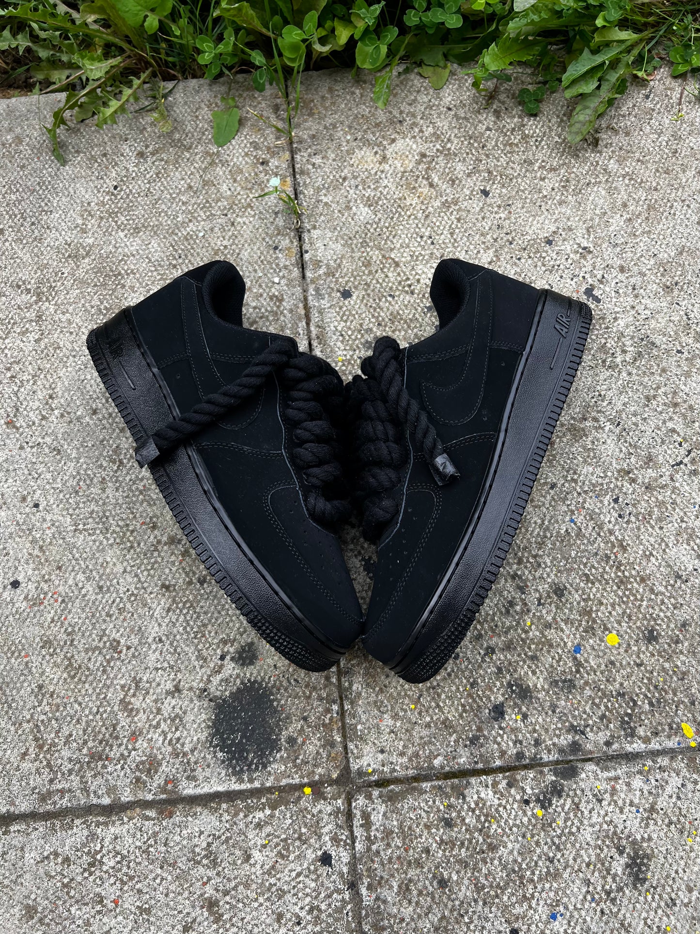 ALL BLACK SUEDE AIR FORCE 1