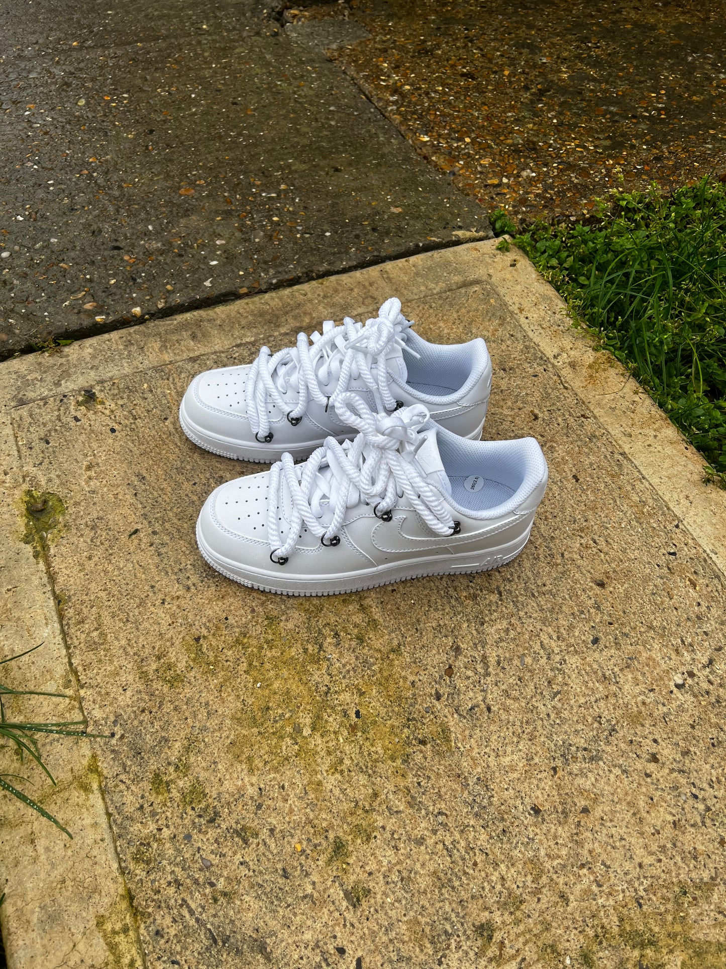 ALL WHITES AIR FORCE 1