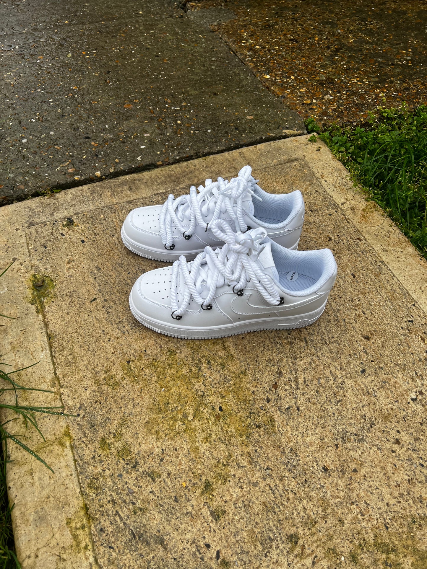 ALL WHITES AIR FORCE 1