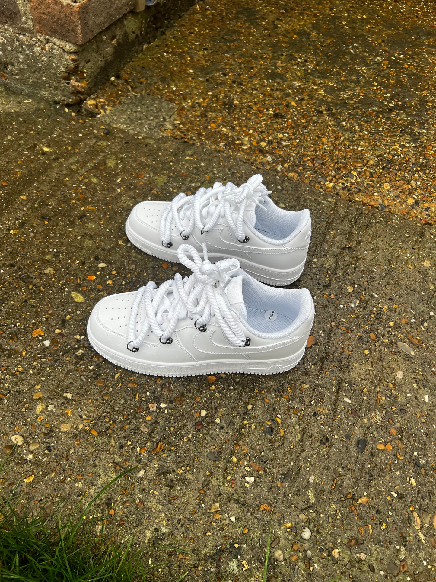 ALL WHITES AIR FORCE 1