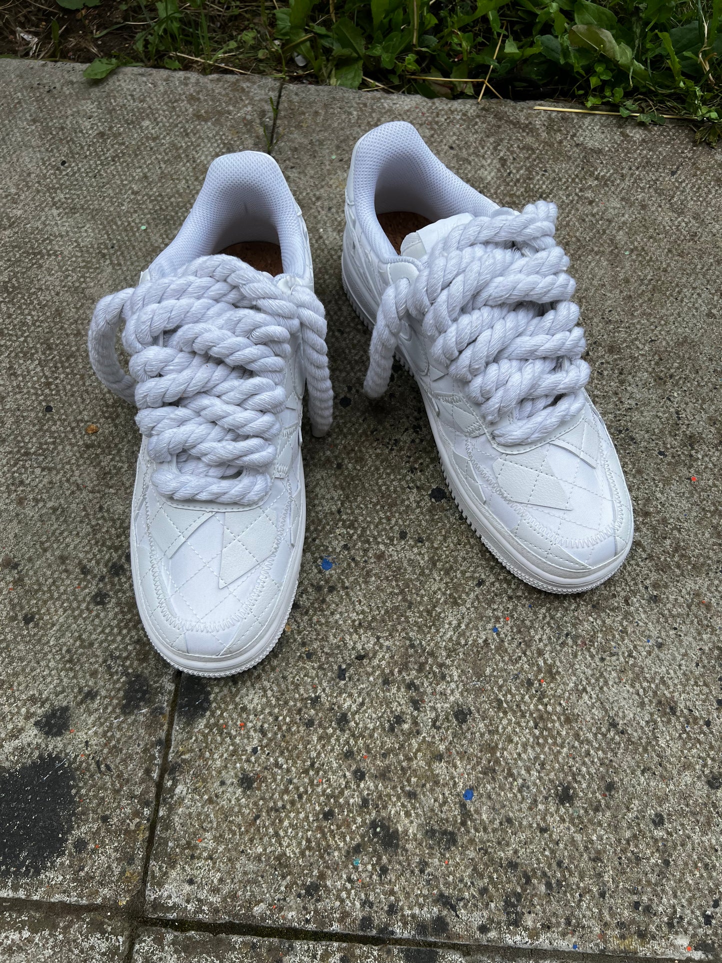 BILLIE EILISH WHITE ROPE AIR FORCE 1