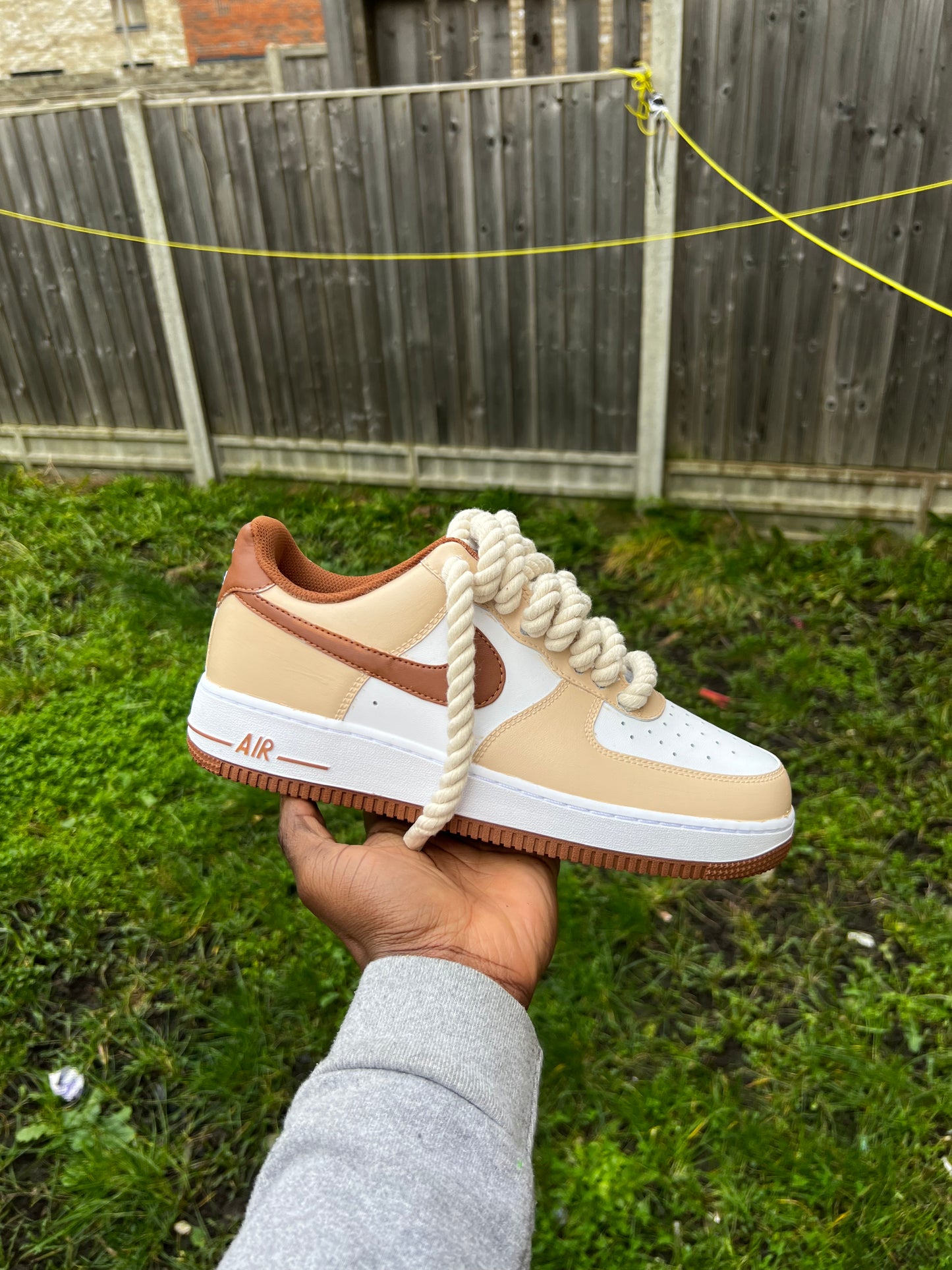 FORCE 1 CREAM BABY. - creps customs