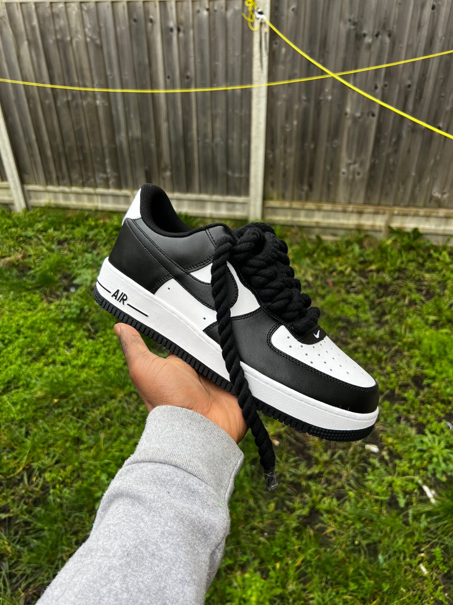 FORCE 1 BLACKOUT - creps customs